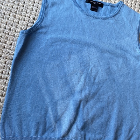 August Silk Vest 33% Silk - Picture 4 of 5